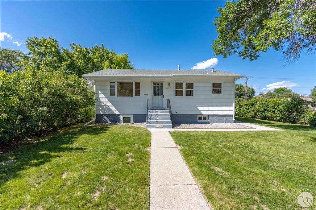 2403 Avenue B Property Photo 1