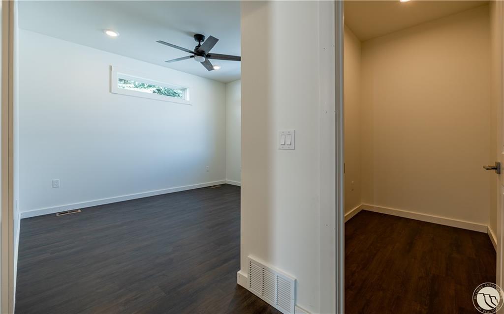 2 Rocky Mountain Way Property Photo 10