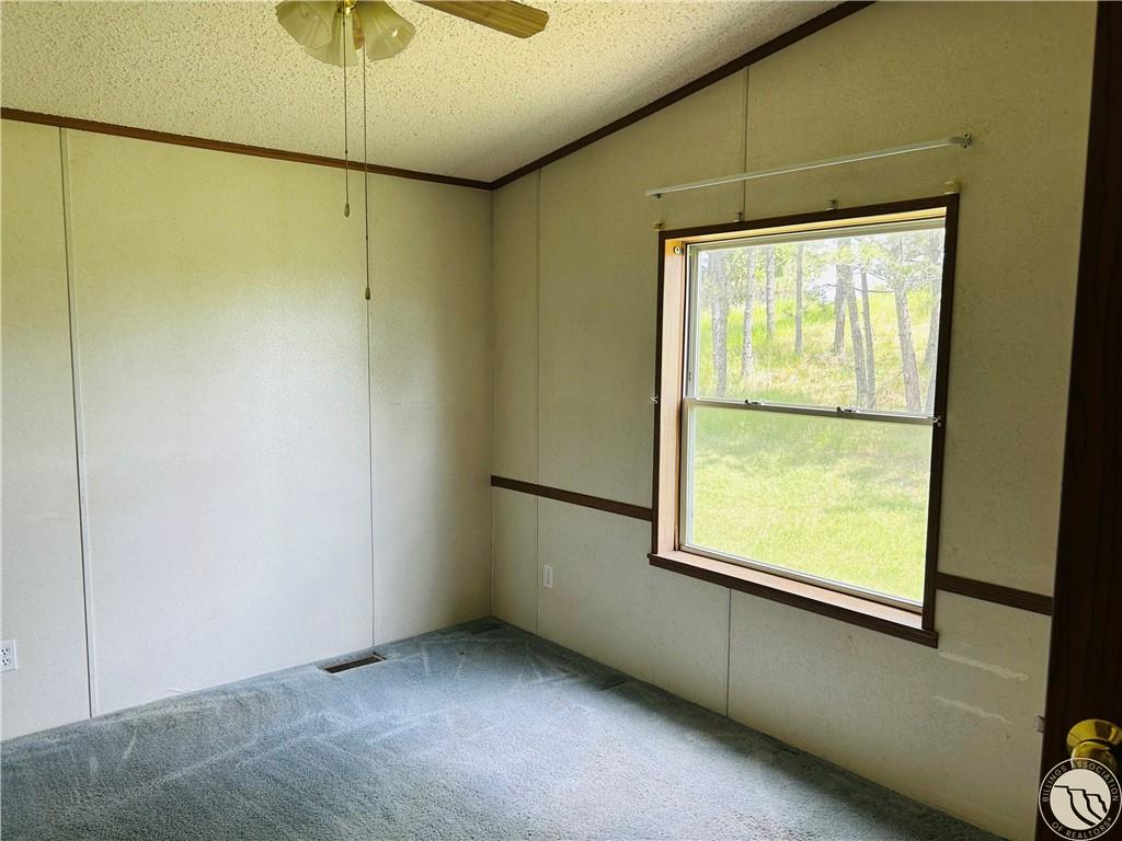 220 Johnnys Coal Rd Property Photo 21