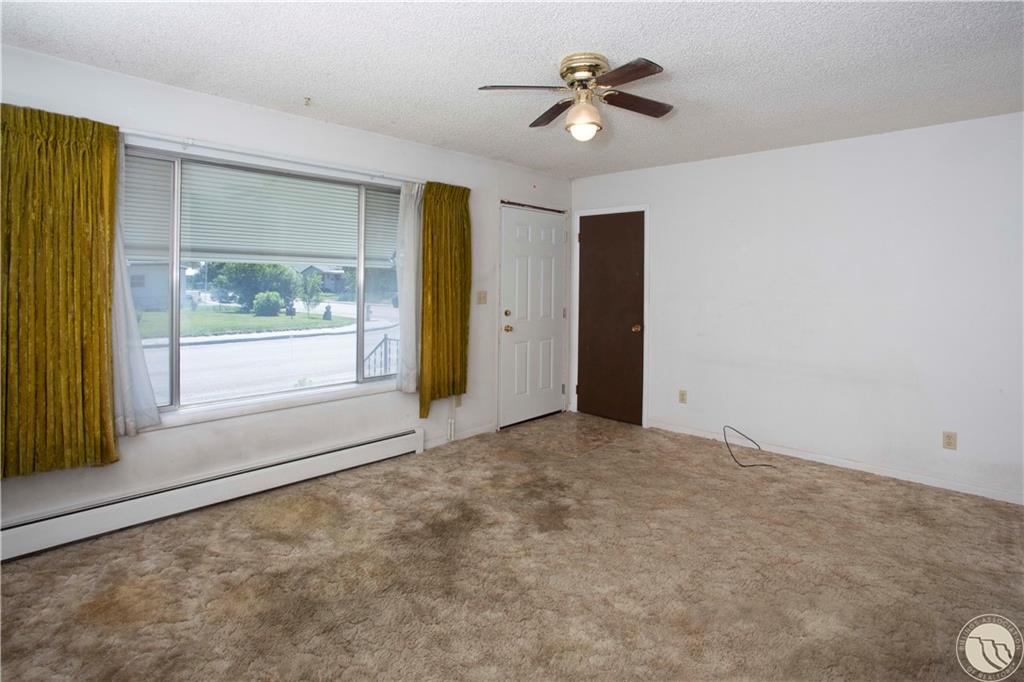 204 N Lewis Avenue Property Photo 16