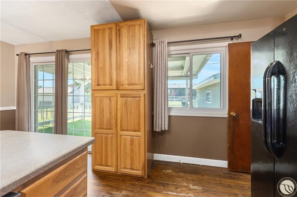 2214 Monad Road Property Photo 13