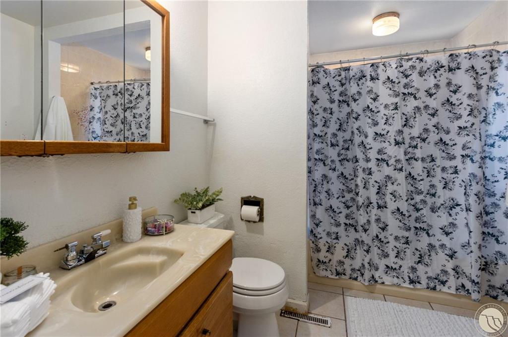 2214 Monad Road Property Photo 18