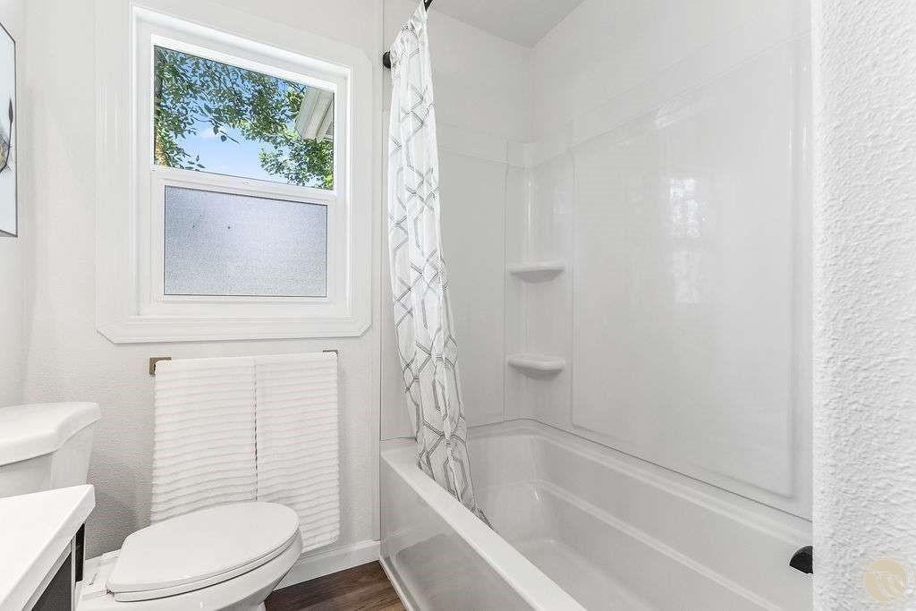 1508 Lewis Property Photo 18