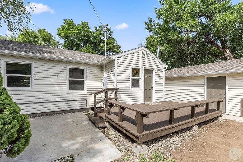 1508 Lewis Property Photo 27