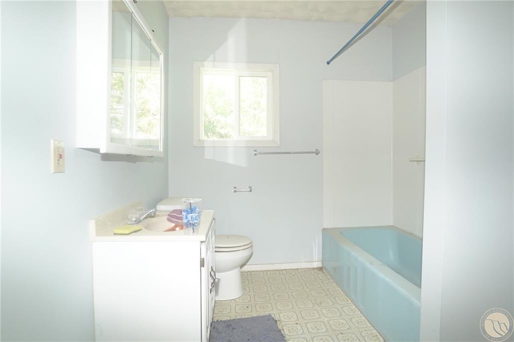 51 Brown Lane Property Photo 12