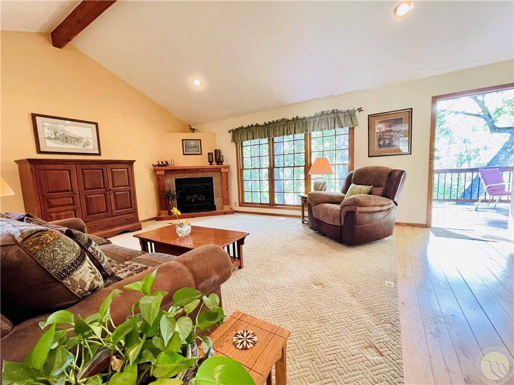 53 Fox East Bench Road Property Photo 11