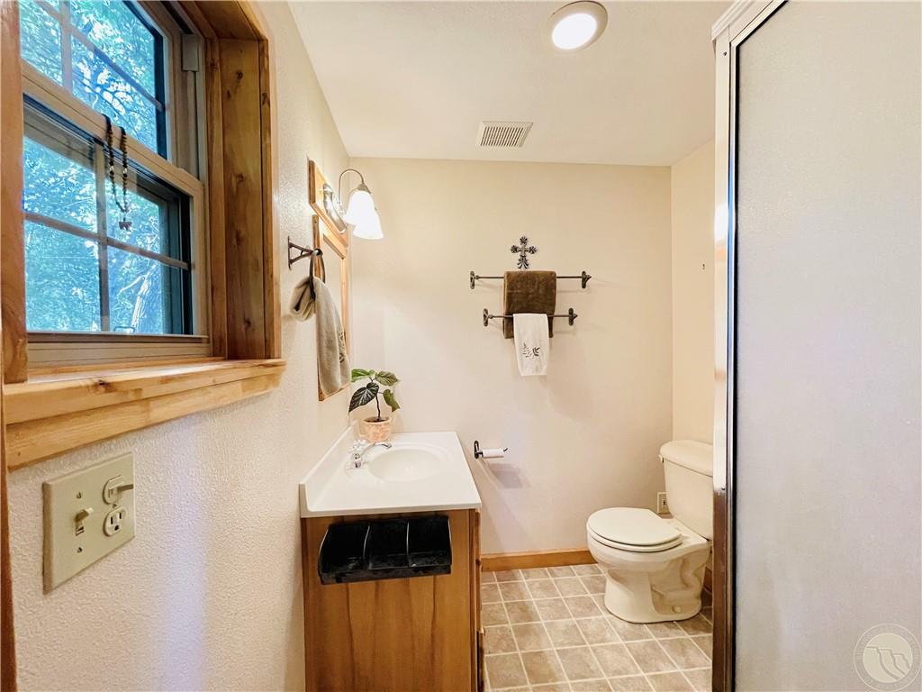 53 Fox East Bench Road Property Photo 27
