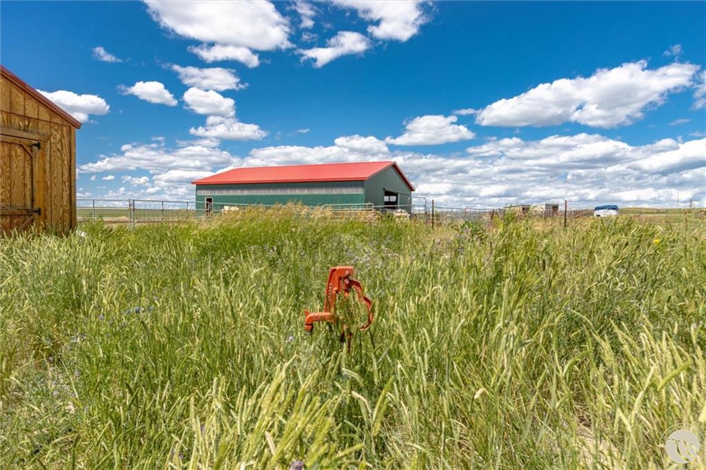 1851 Goulding Creek Road Property Photo 1