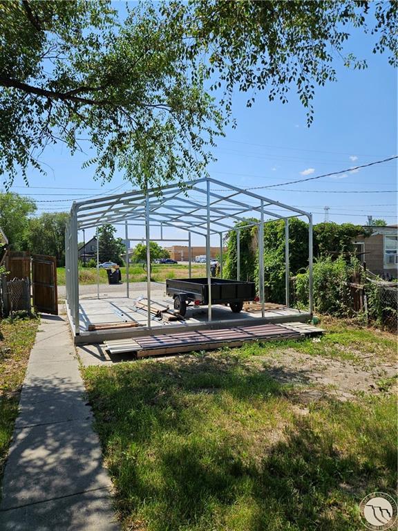 212 N 19th Property Photo 9