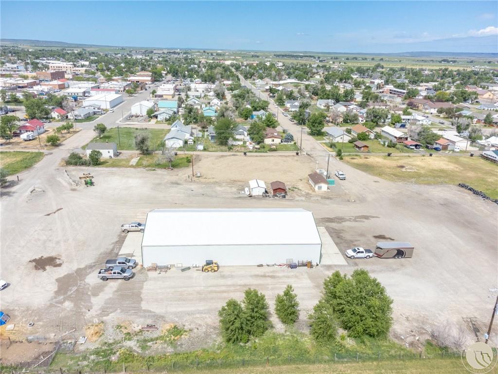 225 5th Street Property Photo 8