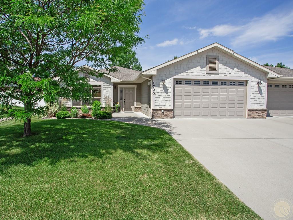 1790 Golf Drive