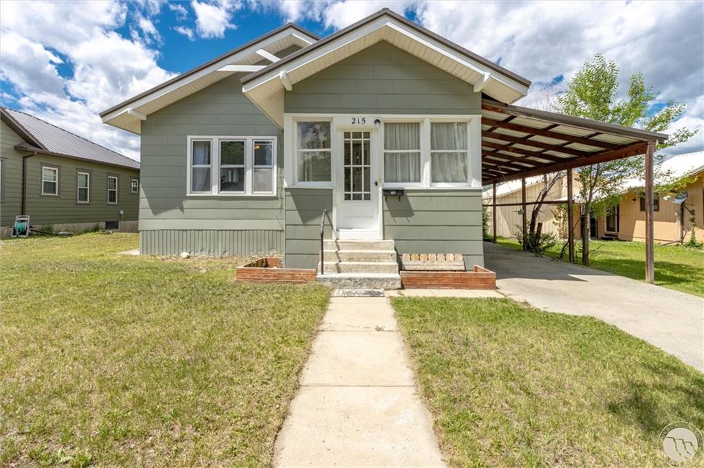 215 3rd Street Property Photo 1