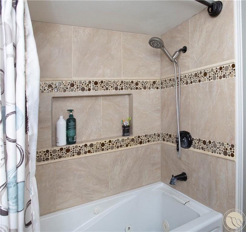 805 2nd Property Photo 20