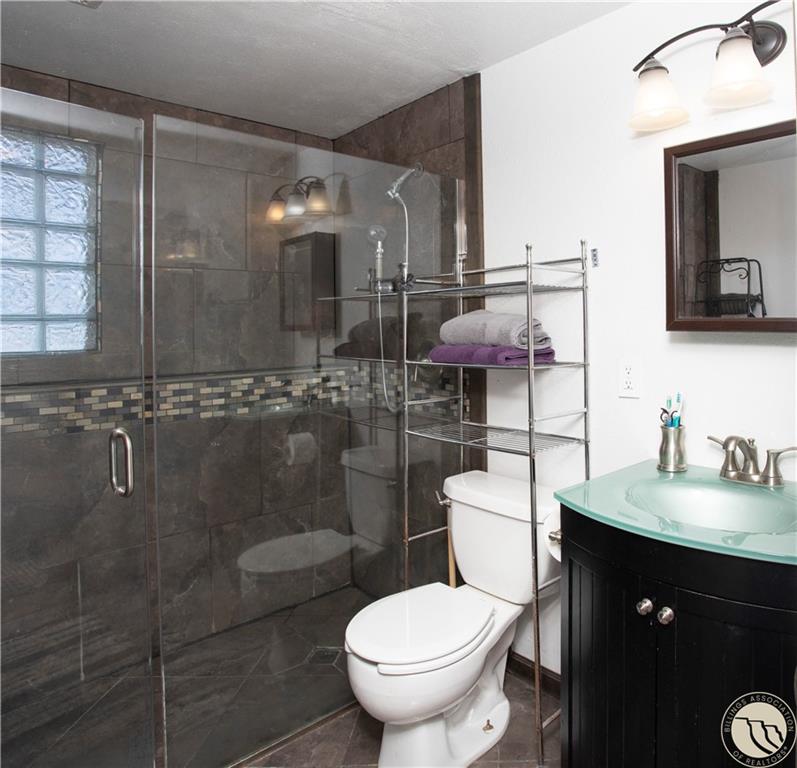 805 2nd Property Photo 22