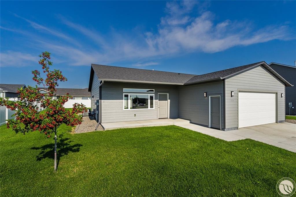 2324 Clubhouse Way Property Photo 1