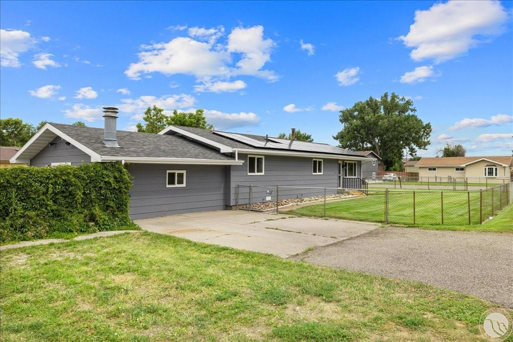 1703 Cody DRIVE