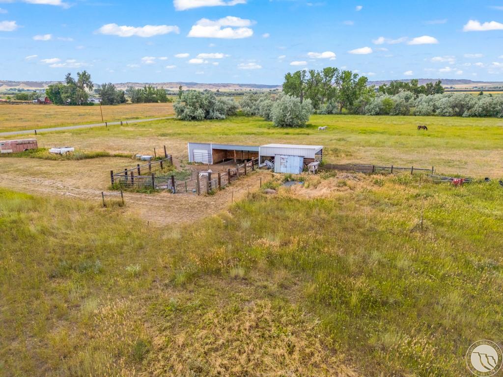 2307 Sportsman Park Road Property Photo 17