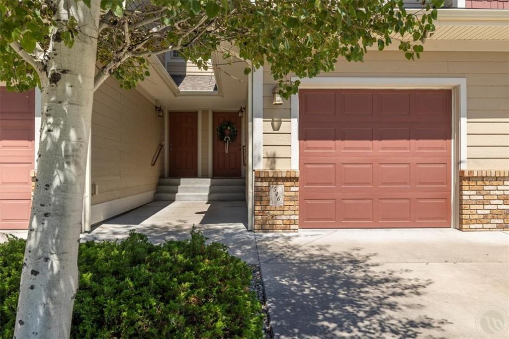 546 Killarney Street Property Photo 1