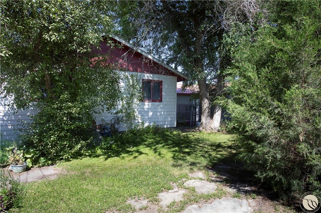 1017 N Crawford Avenue Property Photo 6