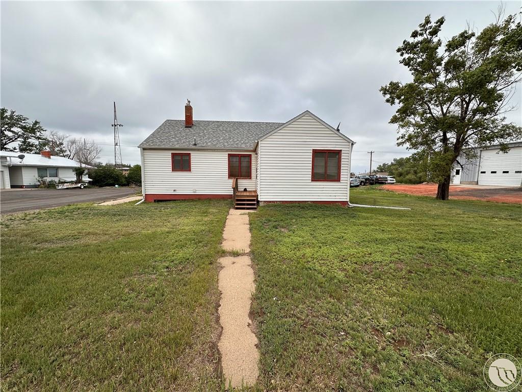 131 S 1st Street W Property Photo 1