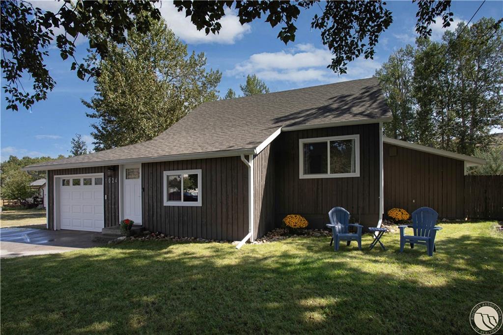 1024 Adams Ave S Property Photo 1