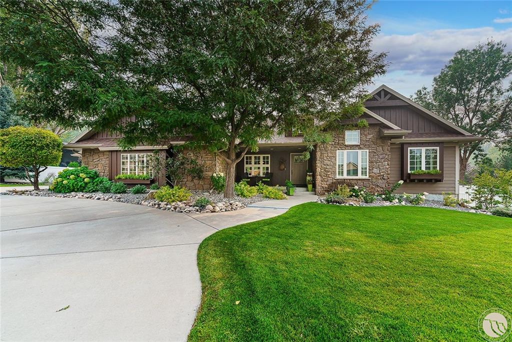 2425 Westfield Drive Property Photo