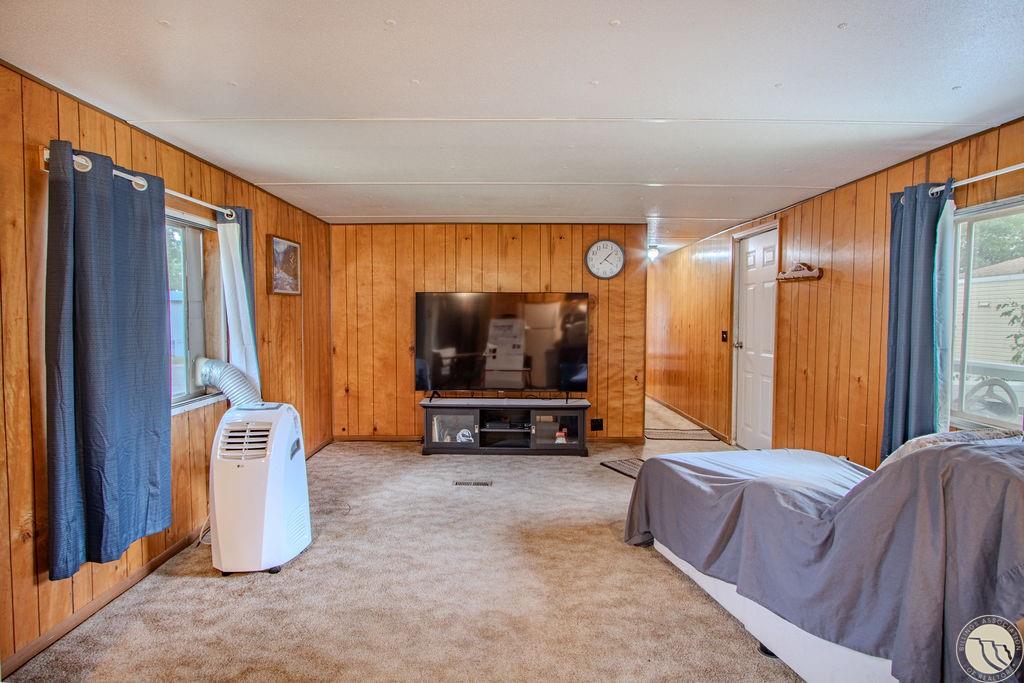 7 W Meadows Property Photo 3