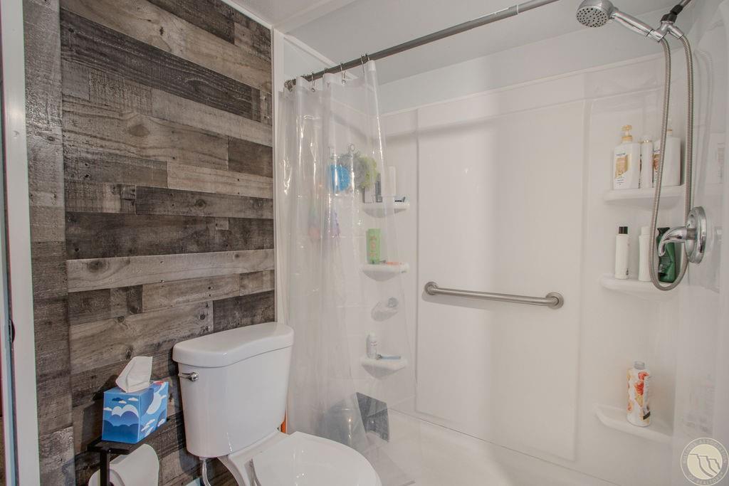 7 W Meadows Property Photo 14