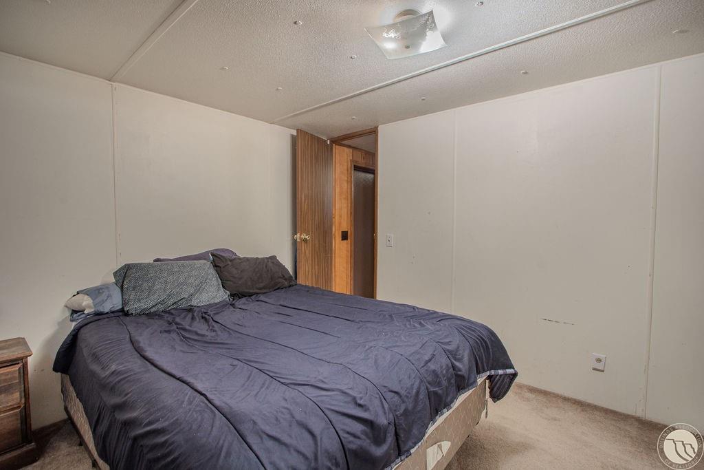 7 W Meadows Property Photo 16