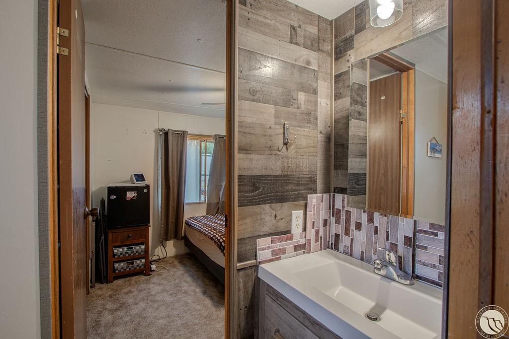 7 W Meadows Property Photo 21