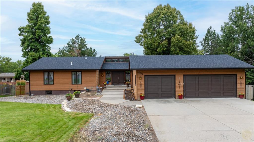 5522 Billy Casper Drive Property Photo 1