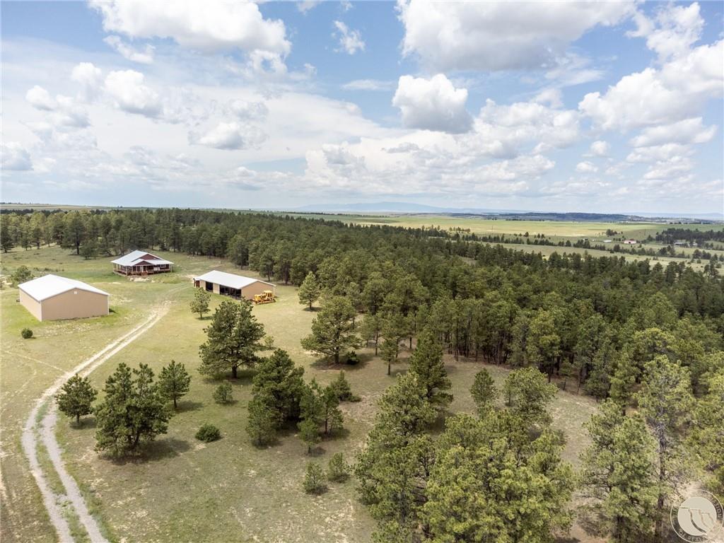 203 Cottonwood Property Photo 1