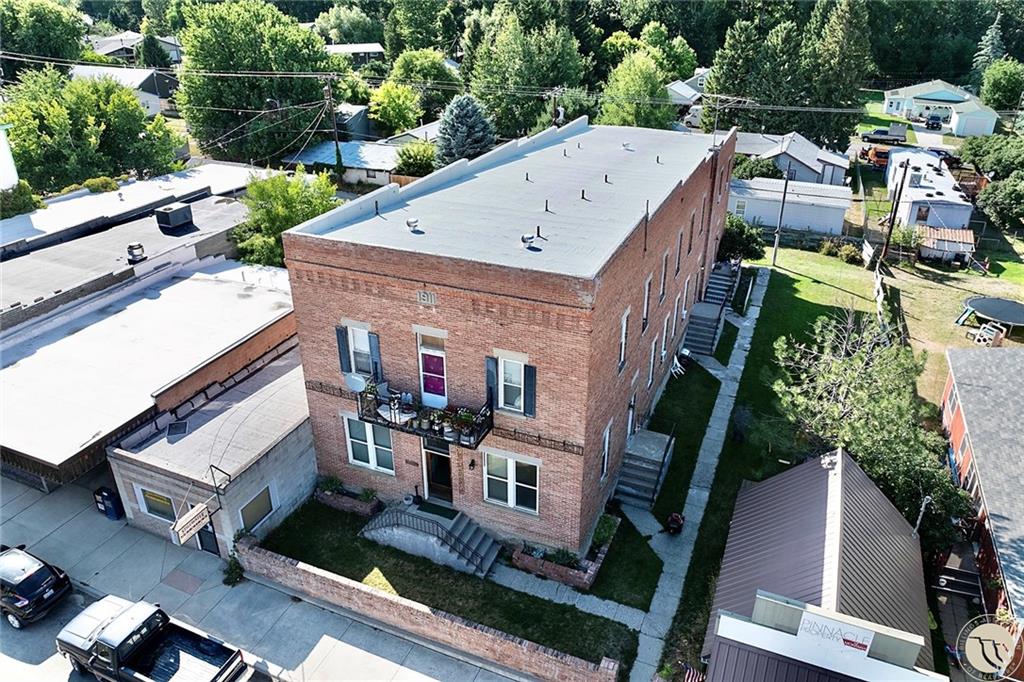 10 S. Woodard Ave Property Photo 1