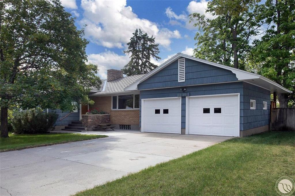 1232 Burlington Property Photo 1