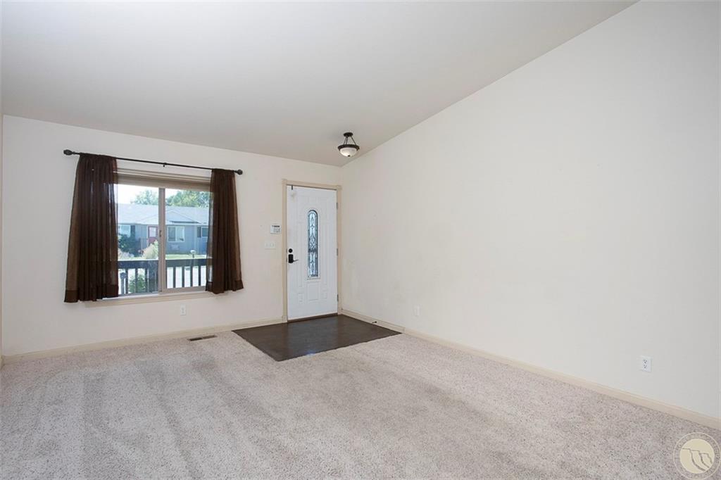 4429 Lux Avenue Property Photo 2