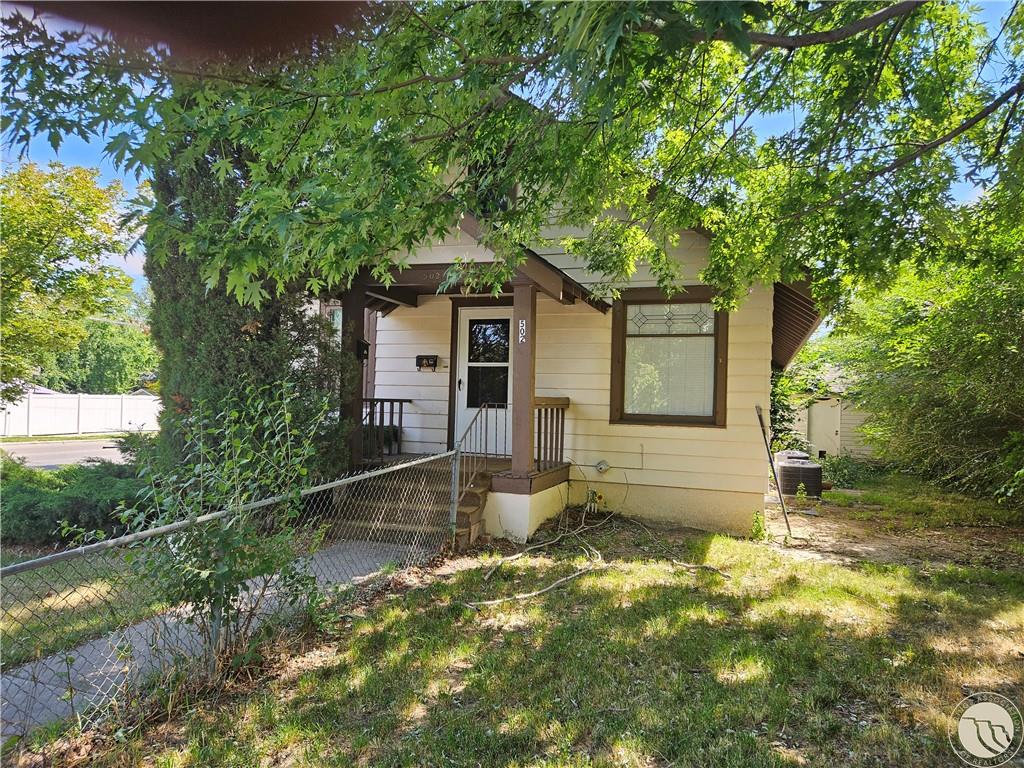502 Lewis Avenue Property Photo 1