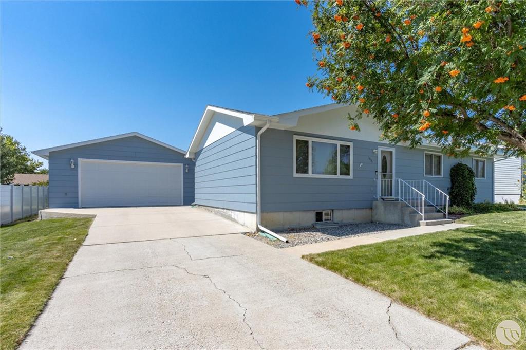 1036 9th Avenue Property Photo 1