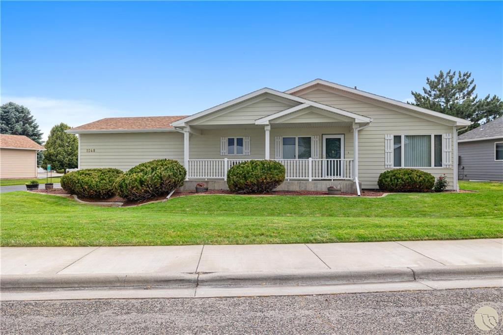 1548 Golden Boulevard Property Photo 1
