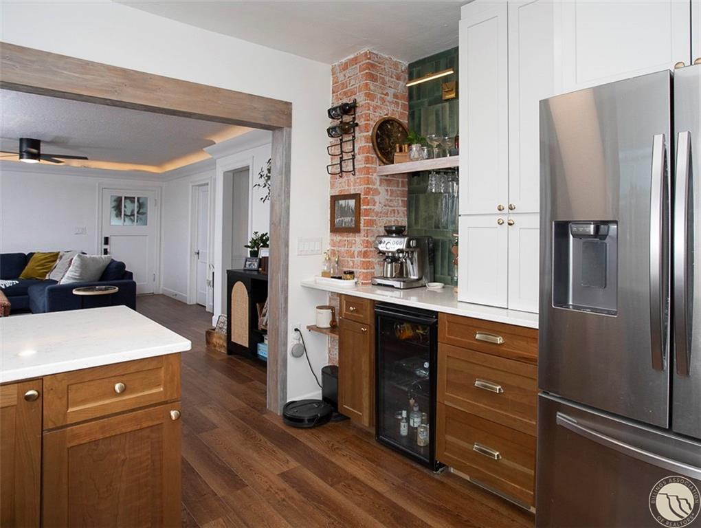 229 Avenue B Property Photo 13