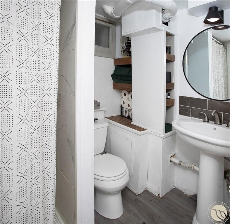 229 Avenue B Property Photo 25