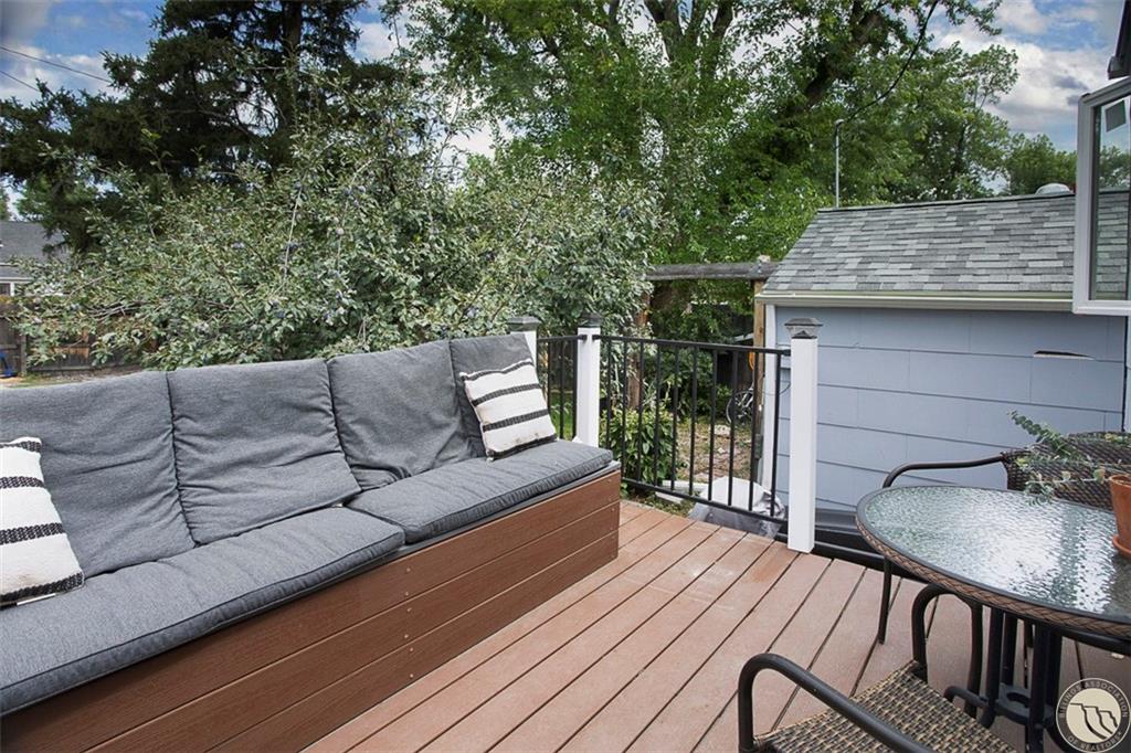 229 Avenue B Property Photo 30