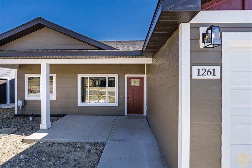 1261 Cherry Island Drive Property Photo 3