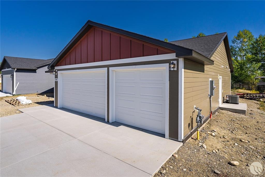 1261 Cherry Island Drive Property Photo 4