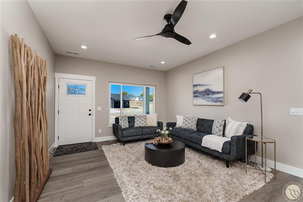 1261 Cherry Island Drive Property Photo 5