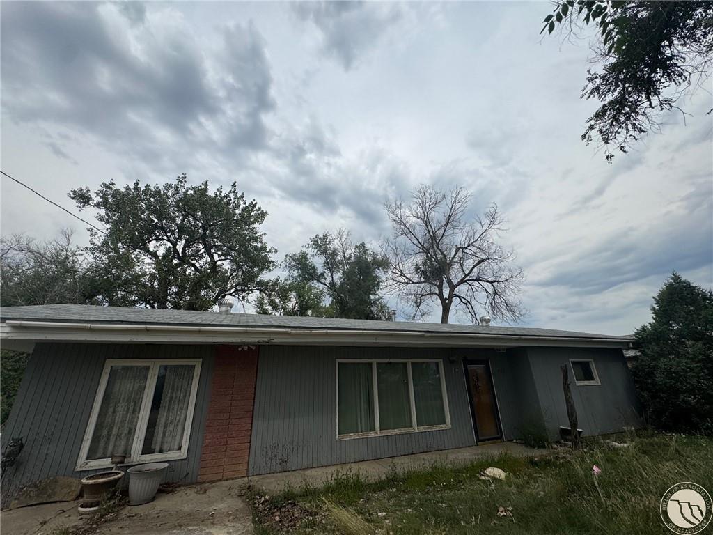 805 Wells Street Property Photo 1