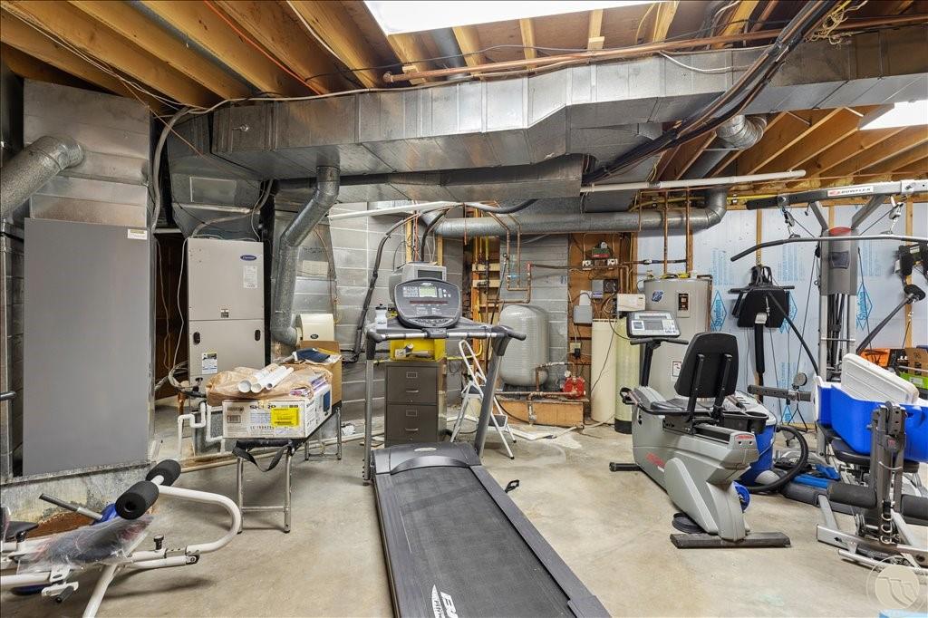 228 Emerald Hills Drive Property Photo 27