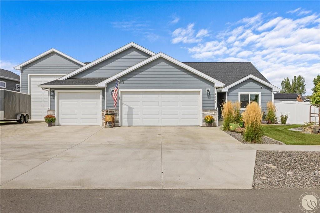 4625 Shining Light Property Photo 1