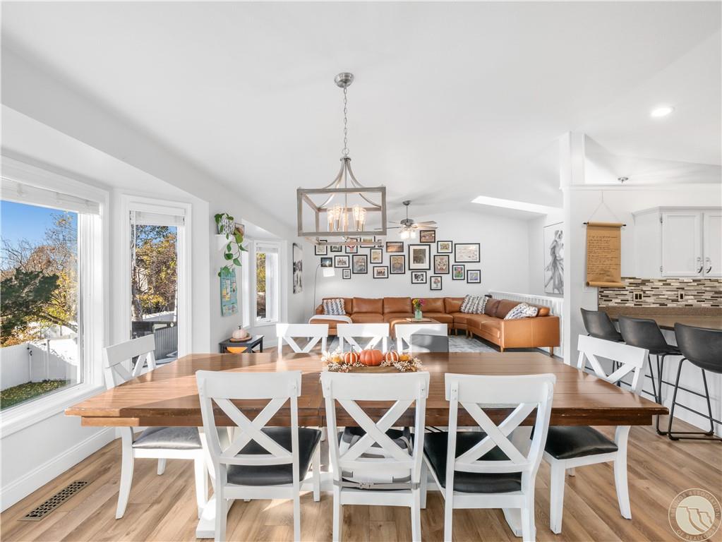 4448 Toyon Property Photo 8