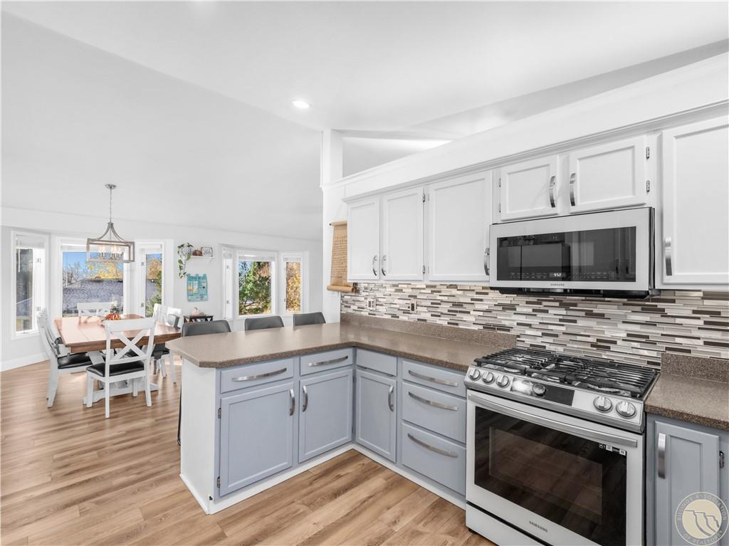 4448 Toyon Property Photo 12