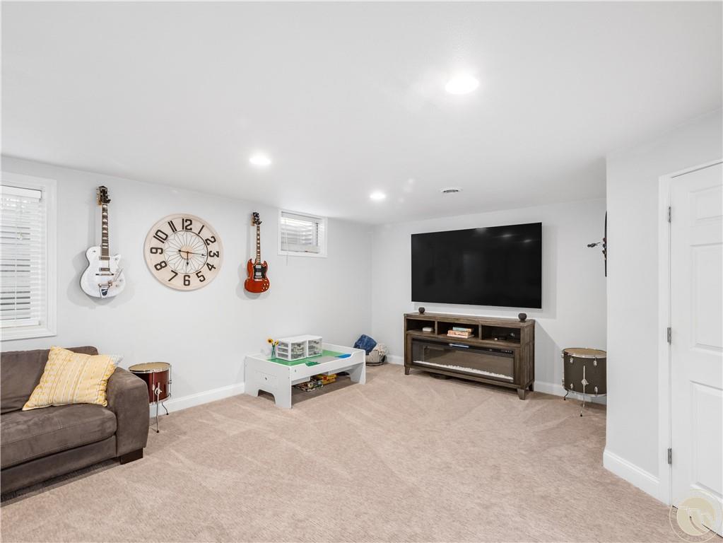 4448 Toyon Property Photo 27